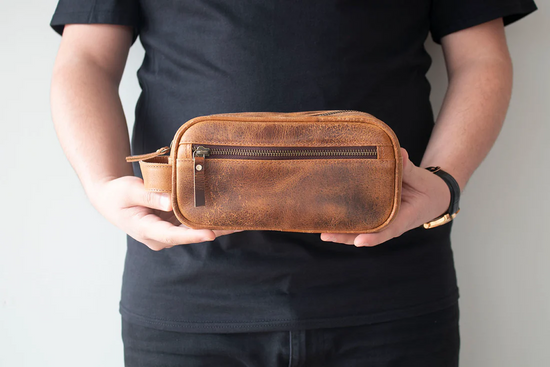 Leather Front Zipper Toiletry Bag | Black