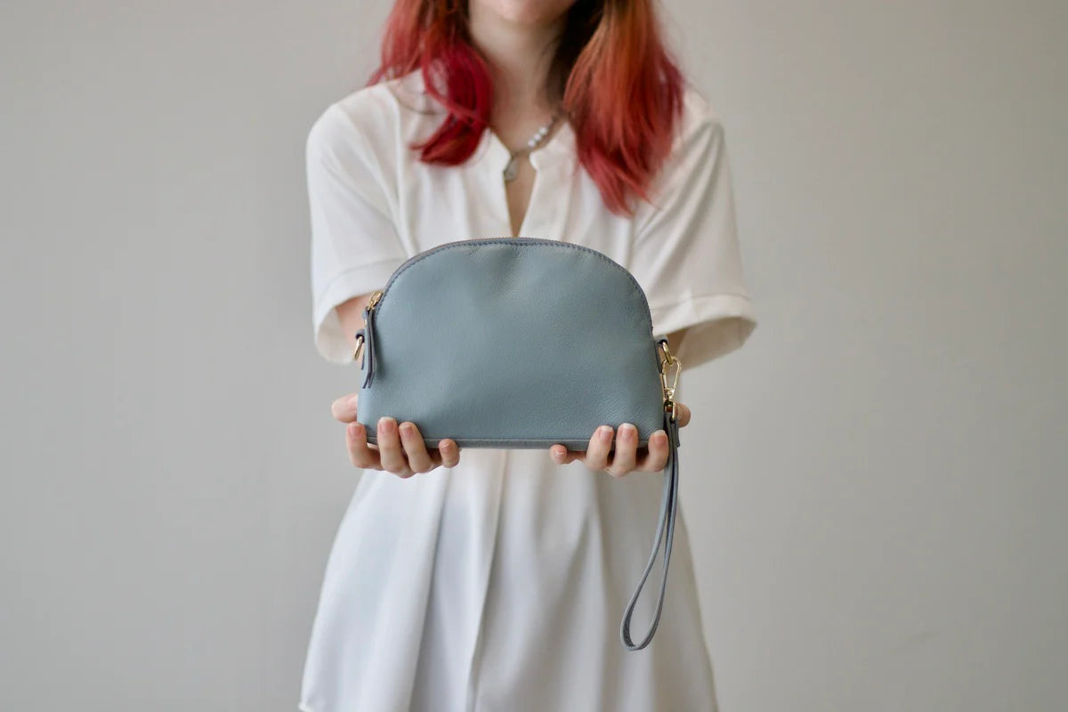 Load image into Gallery viewer, Leather Makeup Bag
