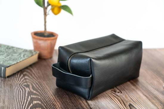 Personalized Groomsmen Gifts Dopp Bag | Black